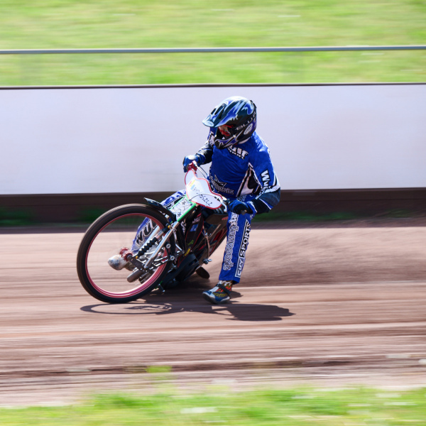 26-05-08_15-20_200-mm_NI8_0853
