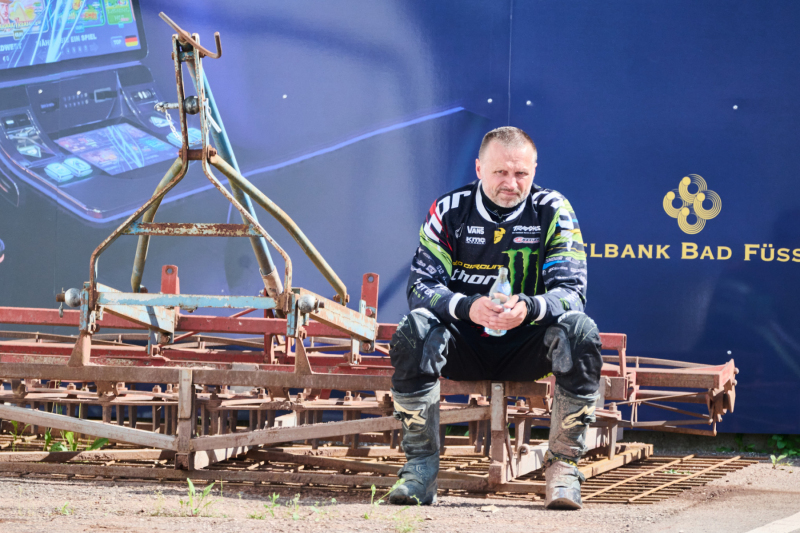 26-05-08_15-33_600-mm_NI8_7136