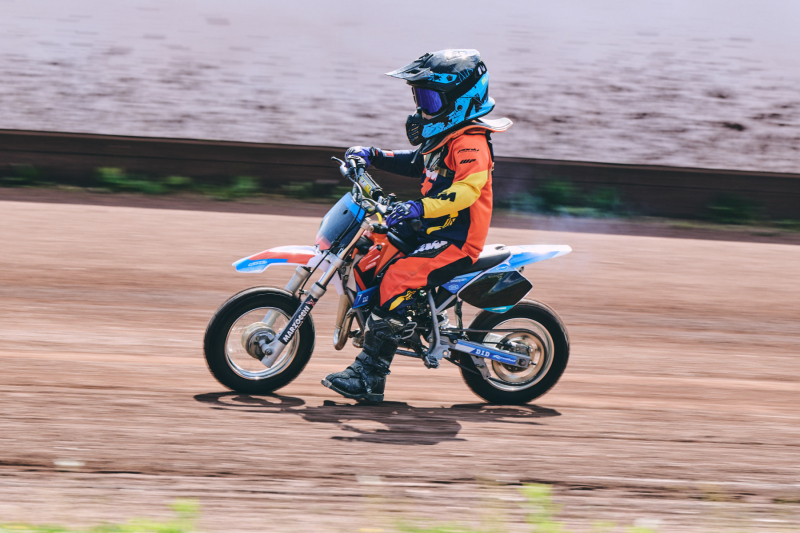 26-05-08_15-38_200-mm_NI8_1308