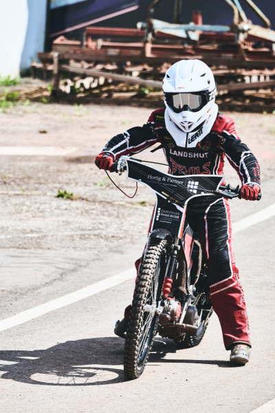26-05-08_15-41_360-mm_NI8_7252