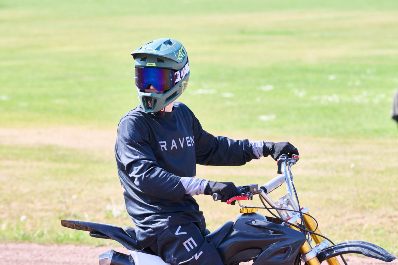 26-05-08_15-56_180-mm_NI8_7392