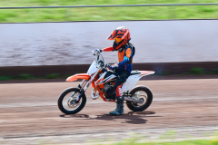 26-05-08_15-38_200-mm_NI8_1267