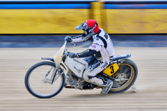 NI8_4838-200-mm-1-250-s