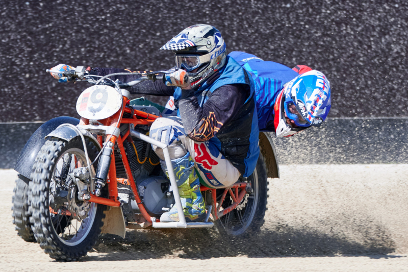 NI8_3265-300-mm-1-2000-s-26-04-11