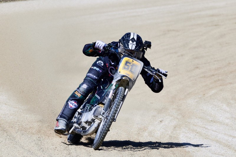 NI8_4072-320-mm-1-2000-s-26-04-11