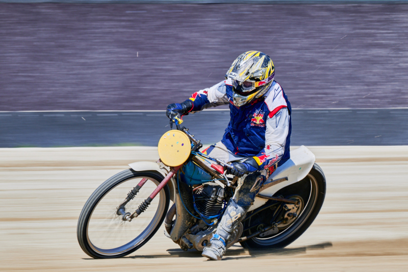 NI8_6668-470-mm-1-125-s-26-04-11