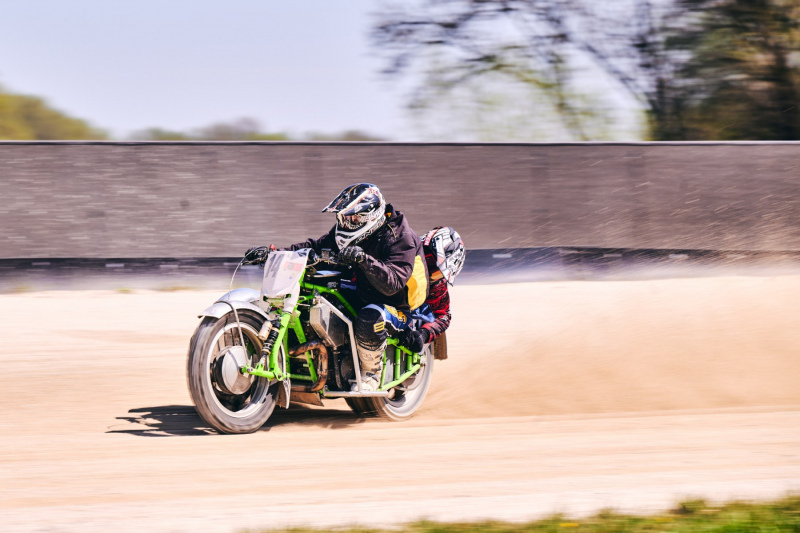 NI8_8892-200-mm-1-200-s-26-04-11_2