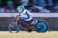 NI8_0839-165-mm-1-200-s