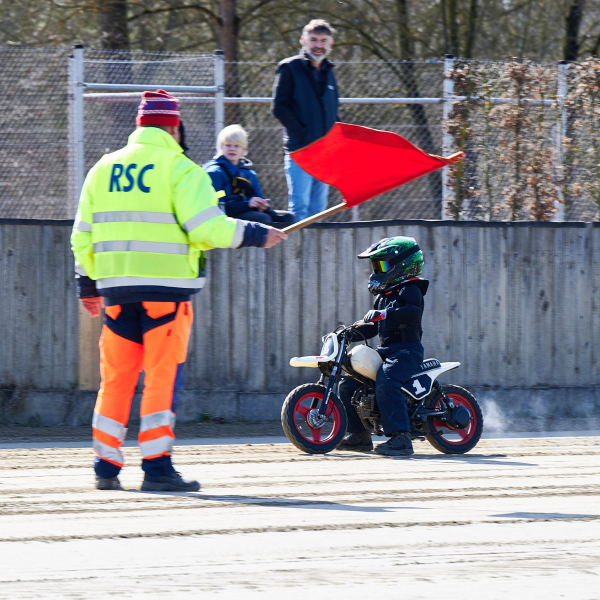 NI8_0879-200-mm-1-200-s-26-03-28