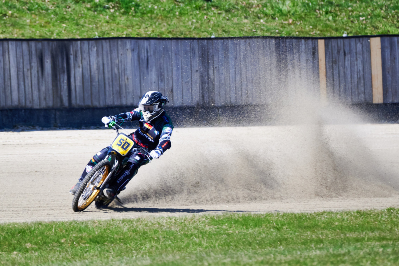 NI8_1184-600-mm-1-2000-s-26-03-28