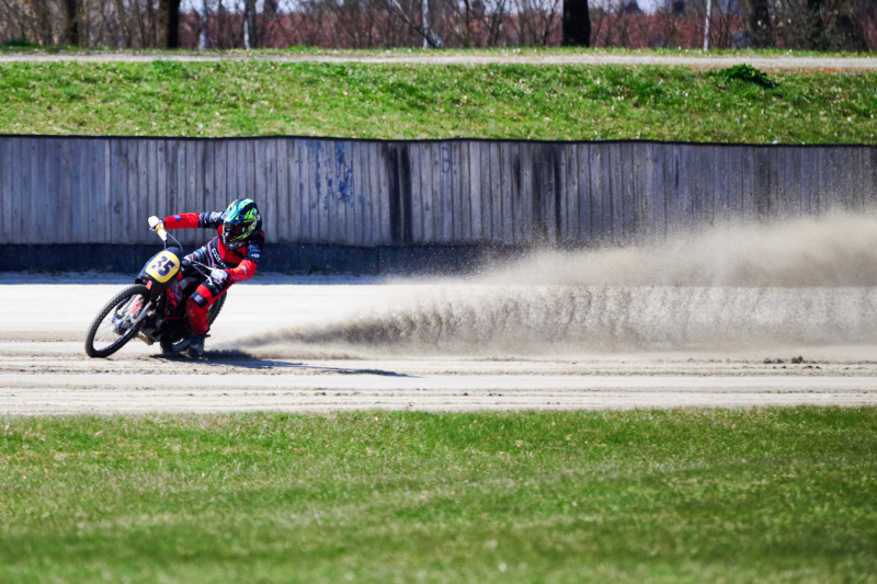 NI8_2419-600-mm-1-2000-s-26-03-28