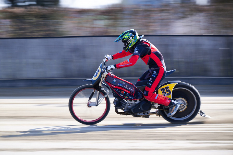 NI8_2700-28-03-26-15-09