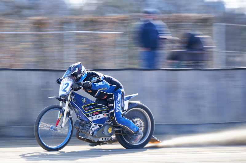 NI8_3118-200-mm-1-160-s-26-03-28