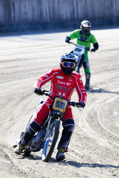 NI8_3440-28-03-26-13-19