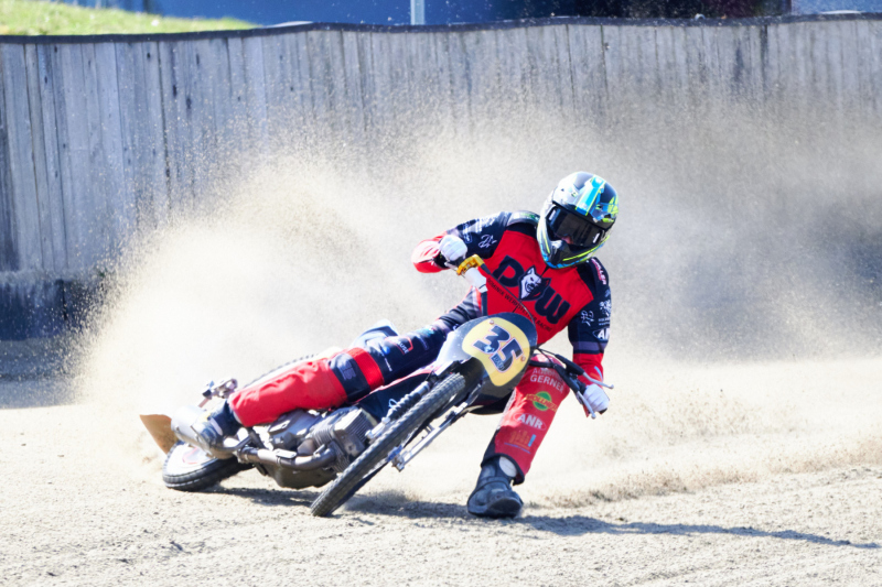 NI8_3540-28-03-26-13-27