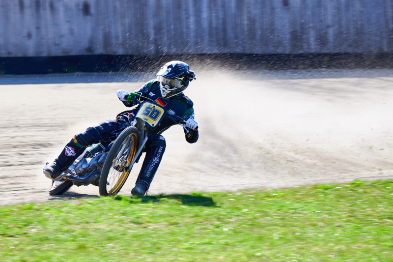 NI8_9062-200-mm-1-400-s-26-03-28