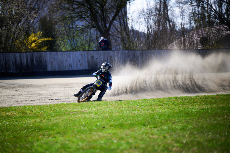 NI8_9283-200-mm-1-2000-s-26-03-28