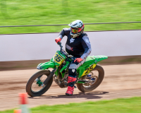 NI8_6391-200-mm-1-80-s-25-05-09