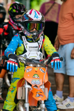 NI8_9158-f2.8-1-640-s